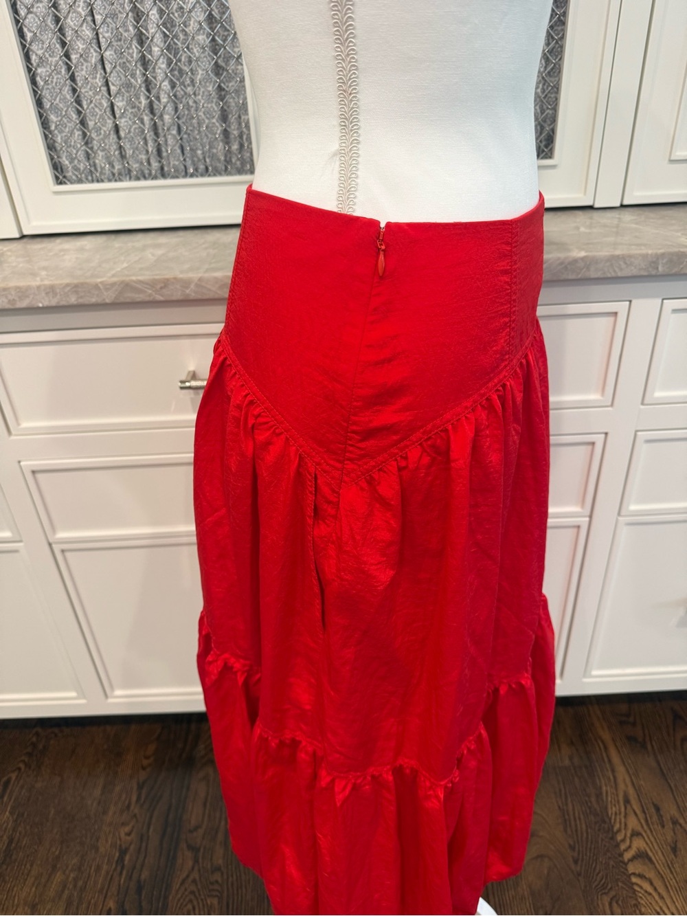 NWT Cinq à Sept Red Blythe Tiered Maxi Bubble Skirt - size 4 - Picture 8 of 13